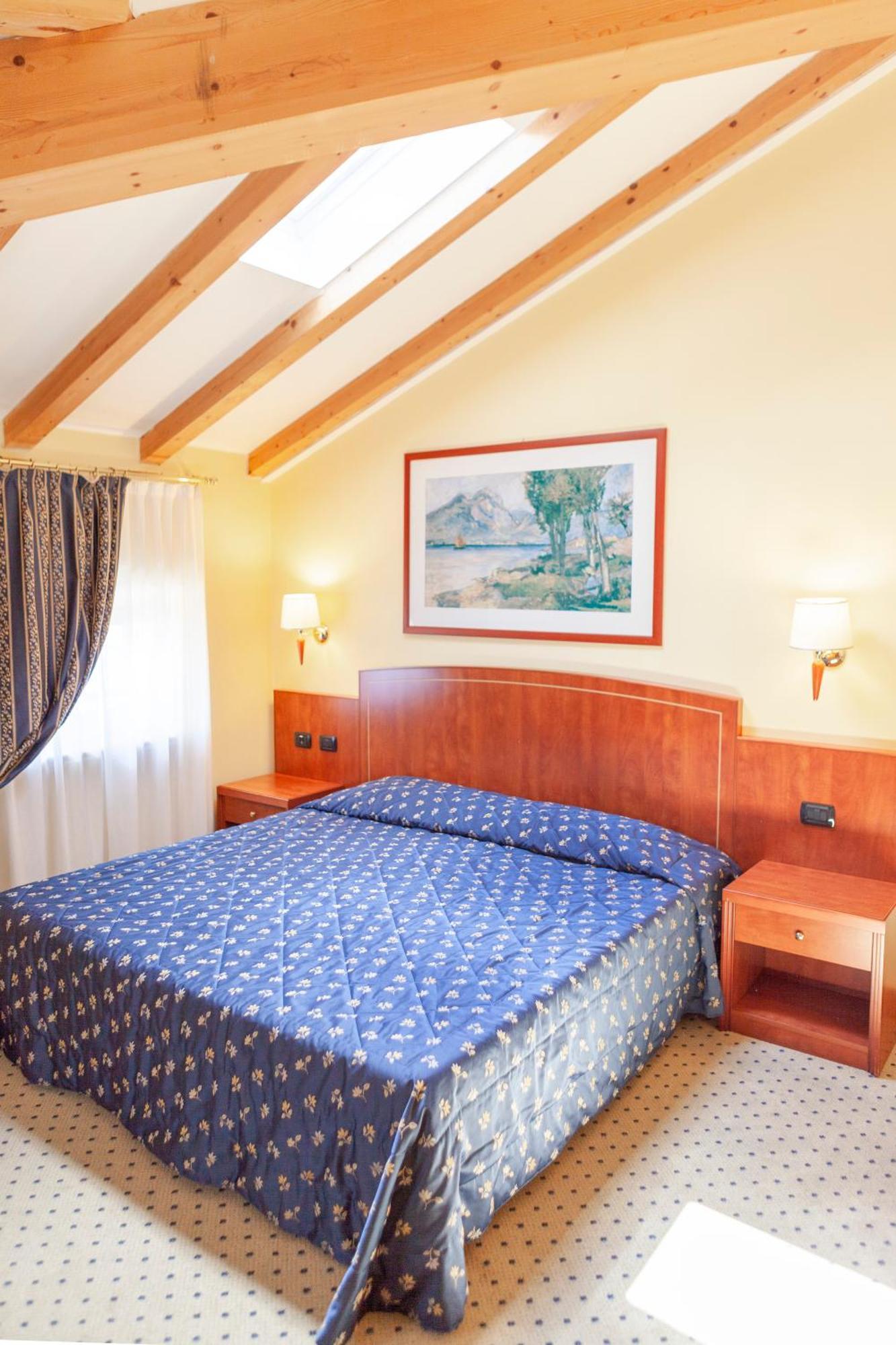 Hotel Olivo Arco Buitenkant foto